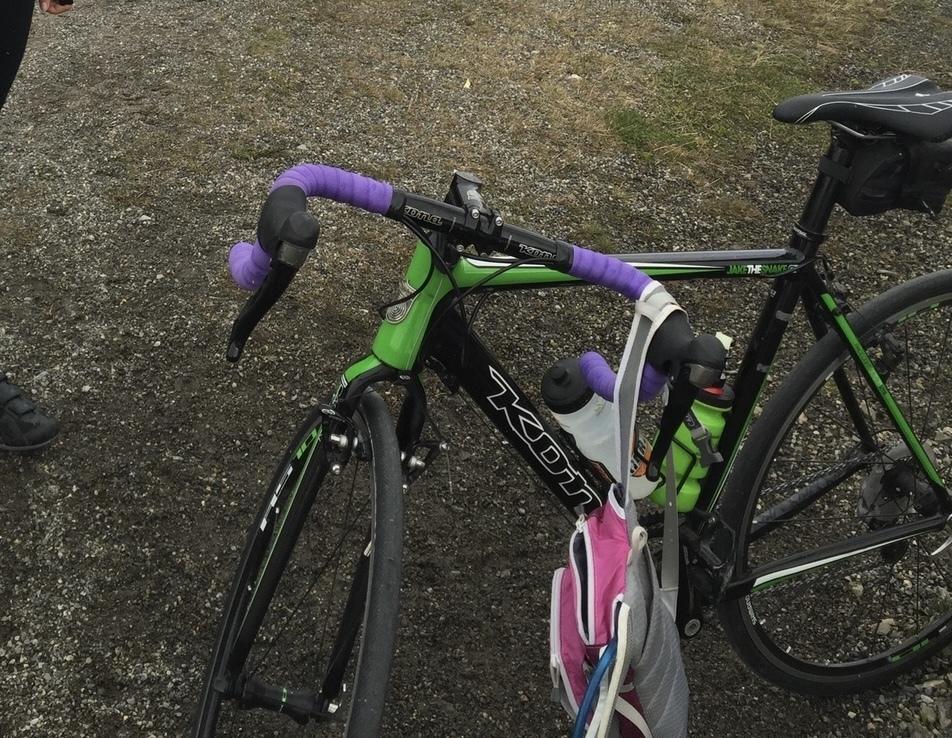 Kona jake the snake Black, Green, and White