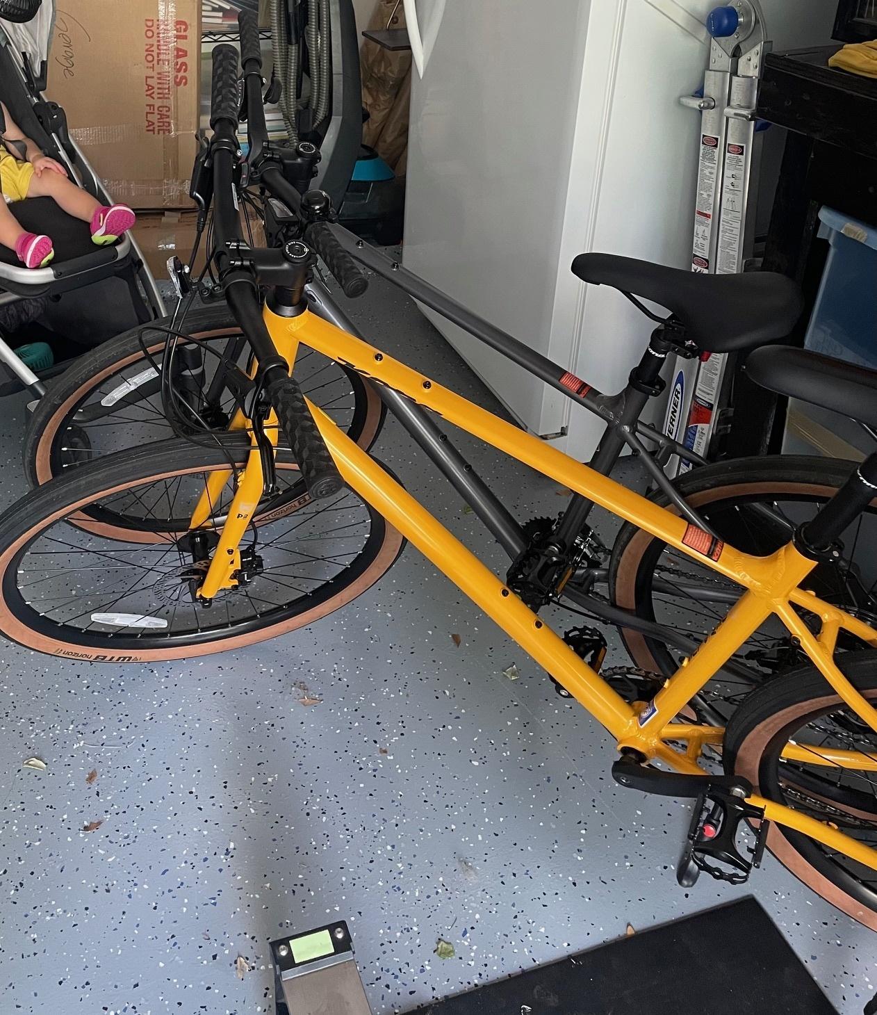 2022 Kona Dew Plus - Large Yellow or Gold