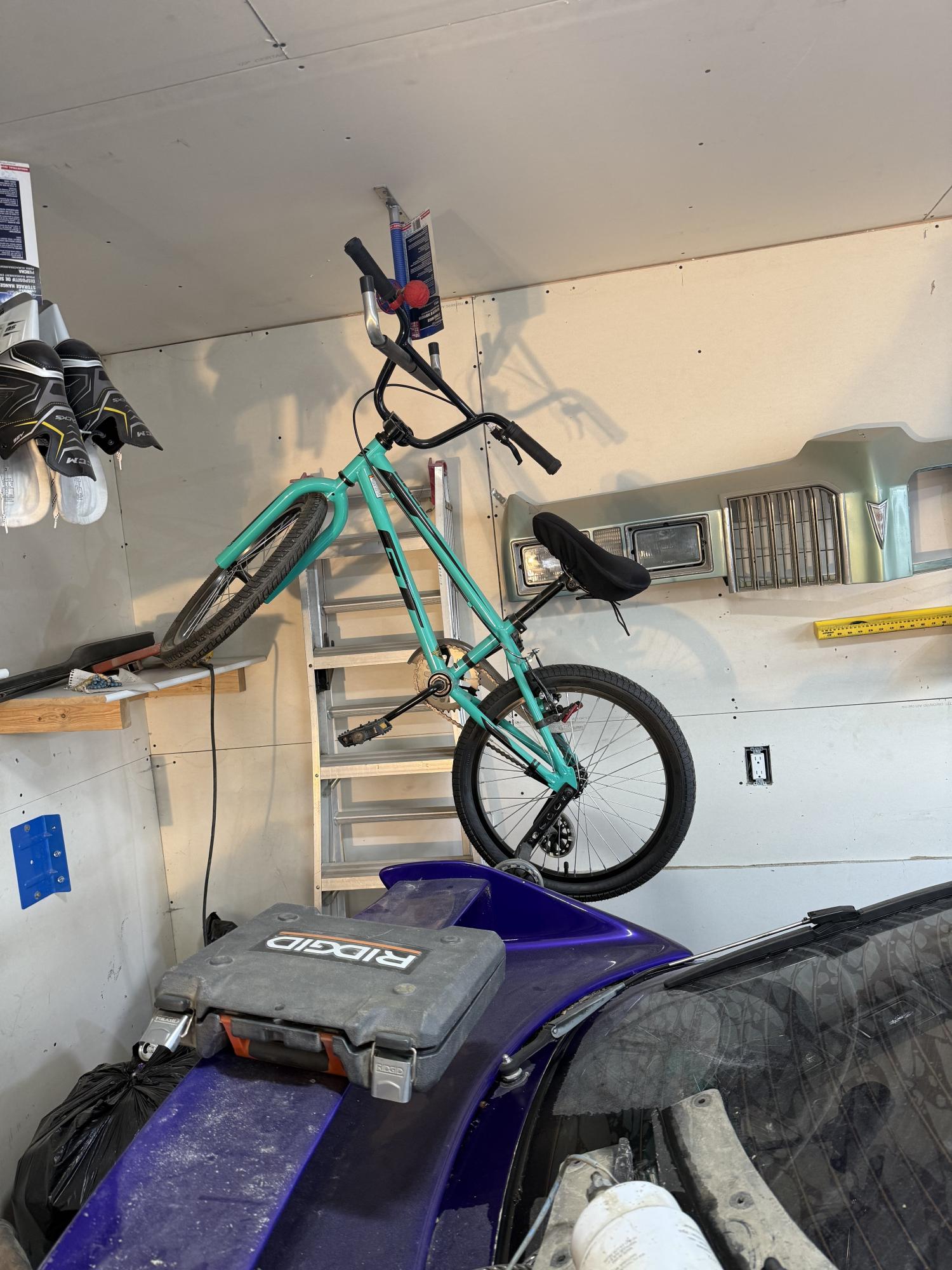 2024 GT Bicycles Bmx berm Green