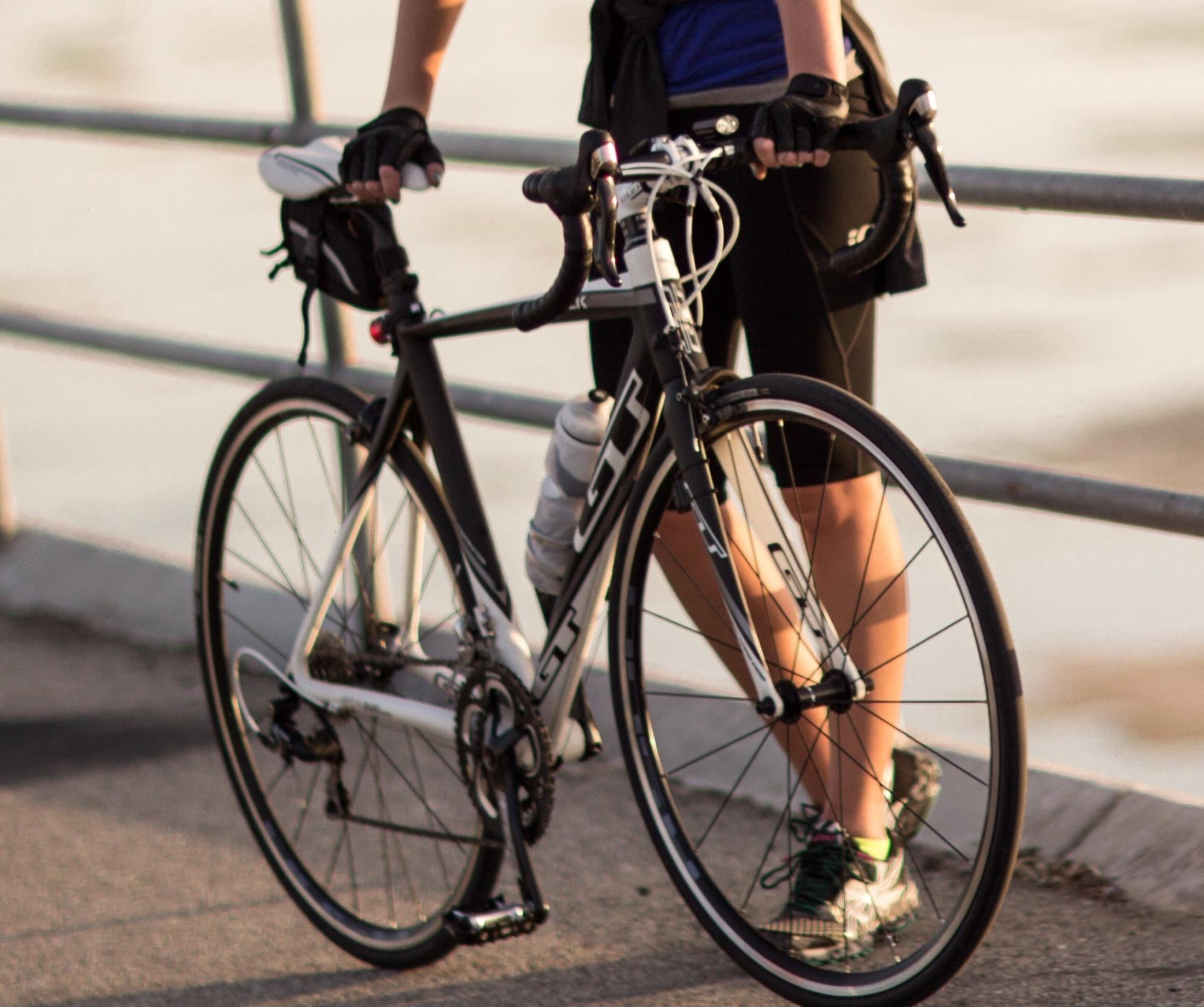 2013 GT Bicycles Attack Black and White