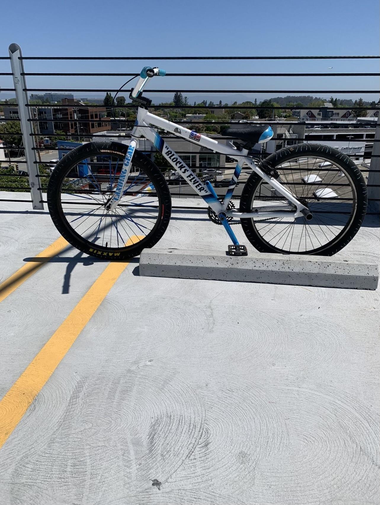 2021 SE Bikes 26