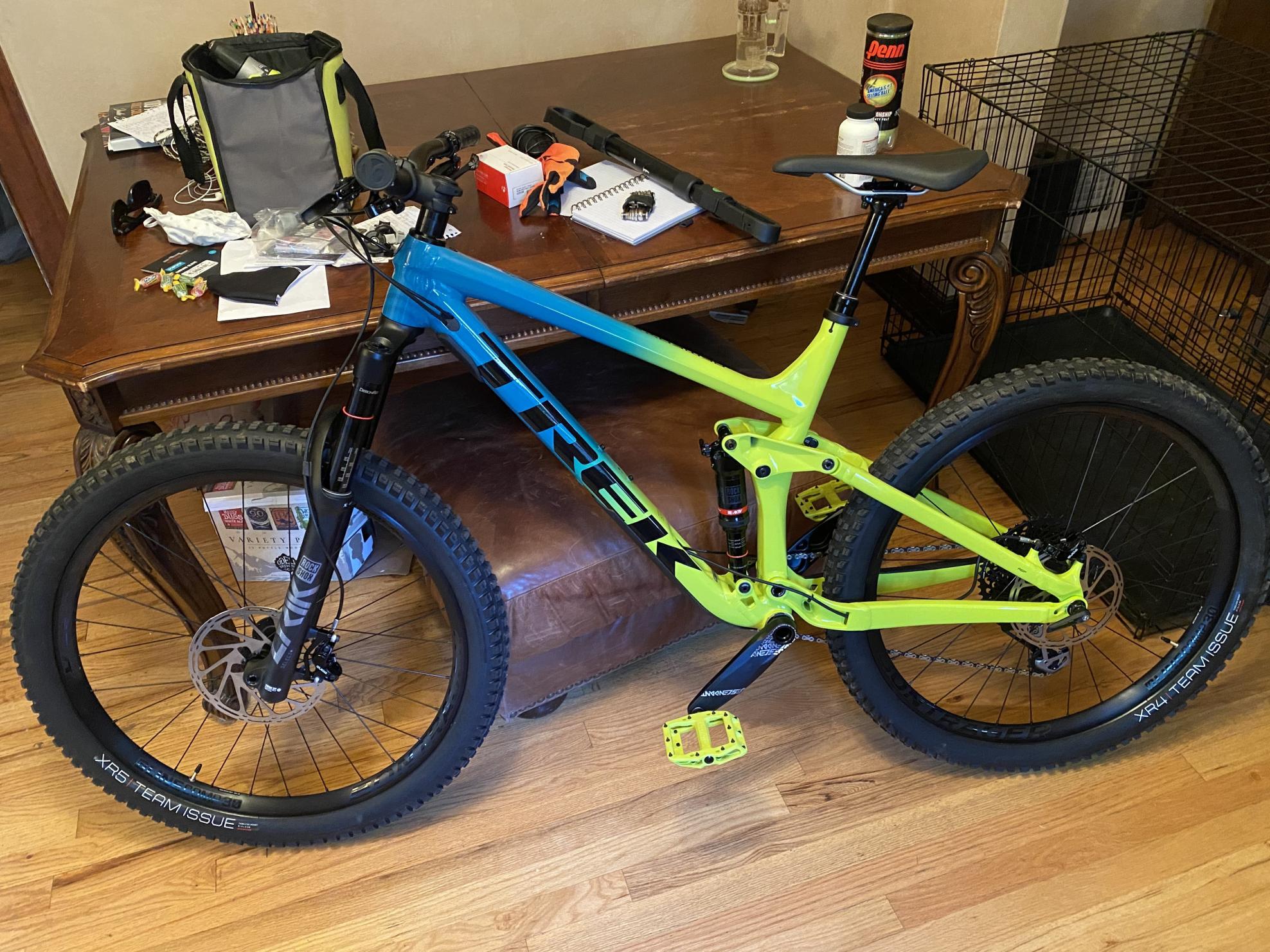 2020 Trek Remedy 8 Blue