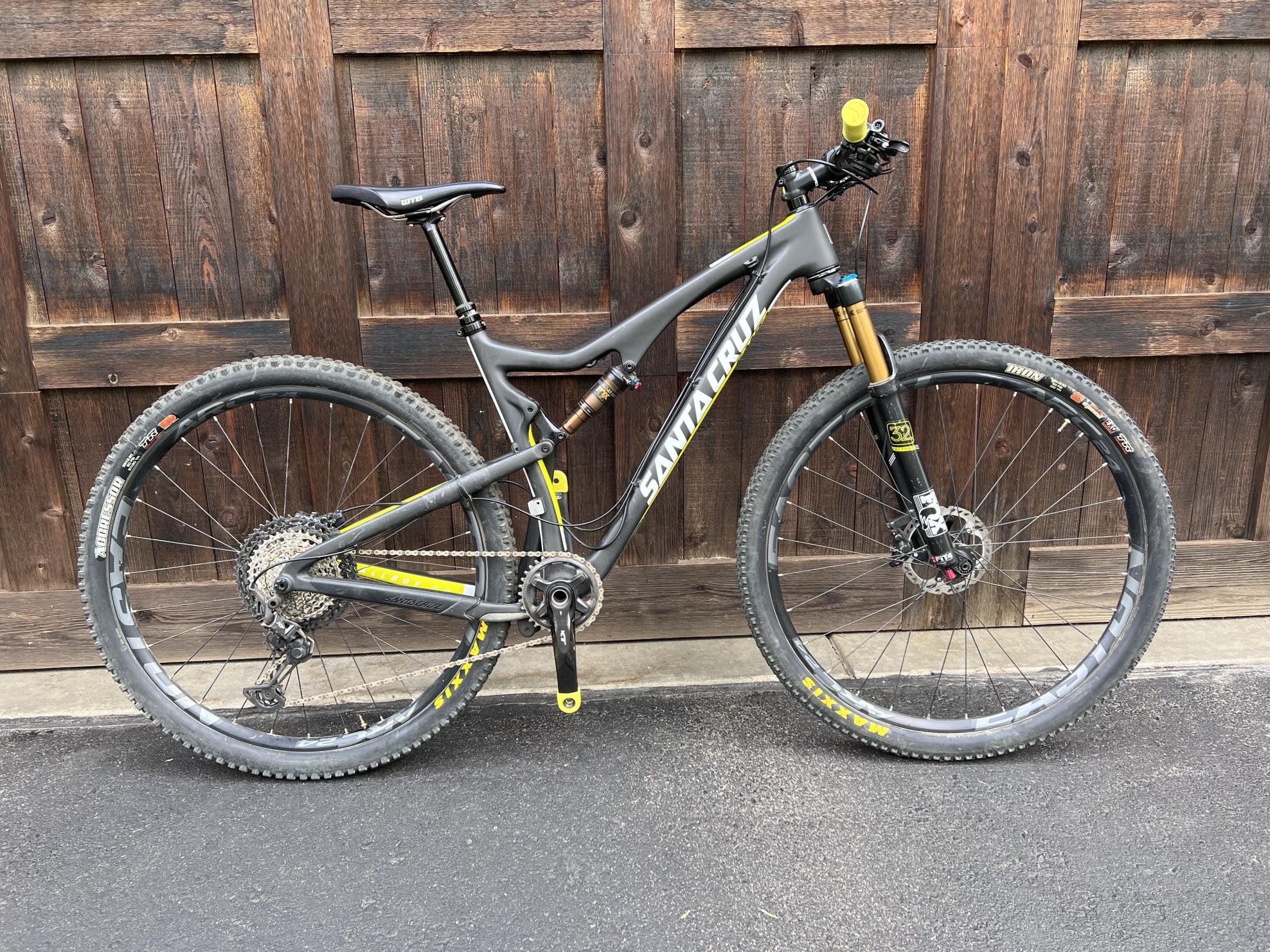 2015 Santa Cruz Tallboy CC Silver, gray or bare metal and Green