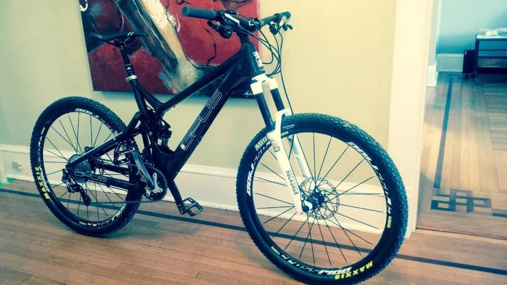 2016 Opus Nelson Carbon AM Black