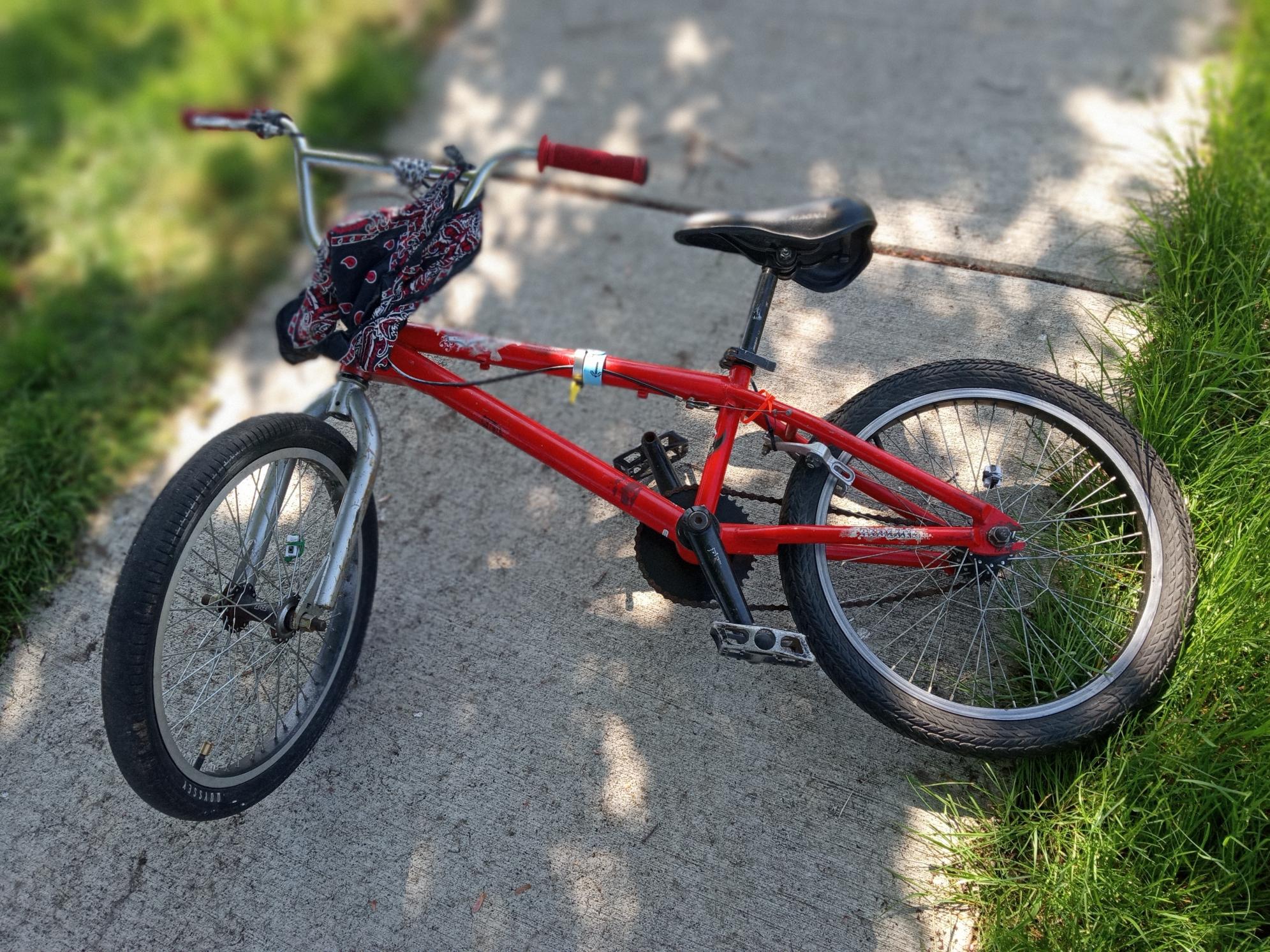 2005 Redline Single x Red