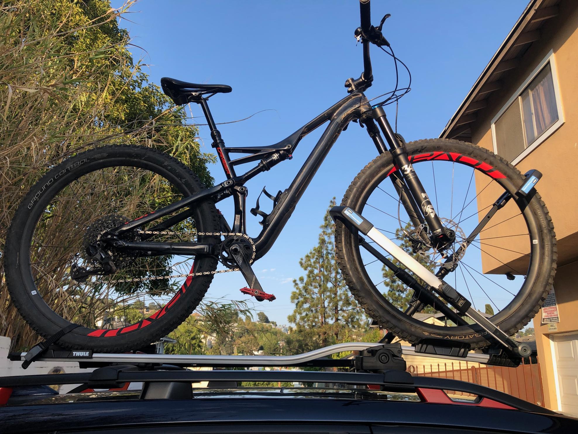 2019 Specialized Camber Black