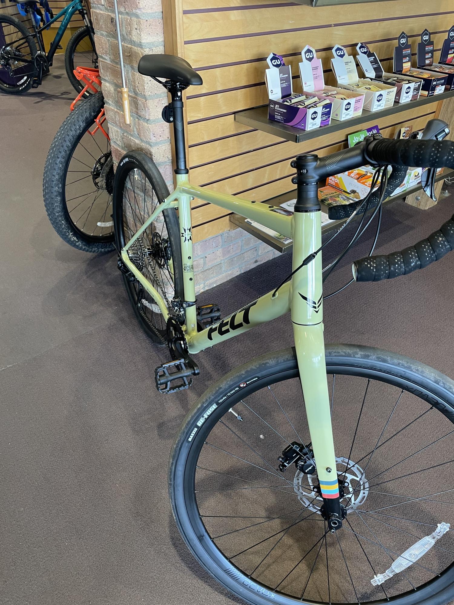 2022 Felt Broam Green