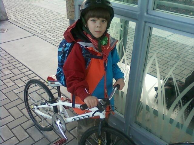 8 Felt Sector Junior  White