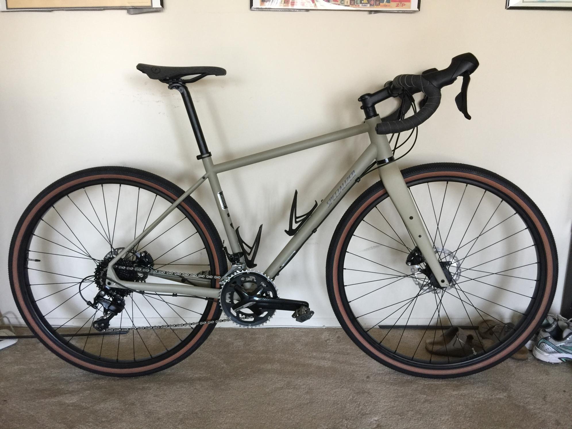 2018 Specialized Sequoia Silver or Gray