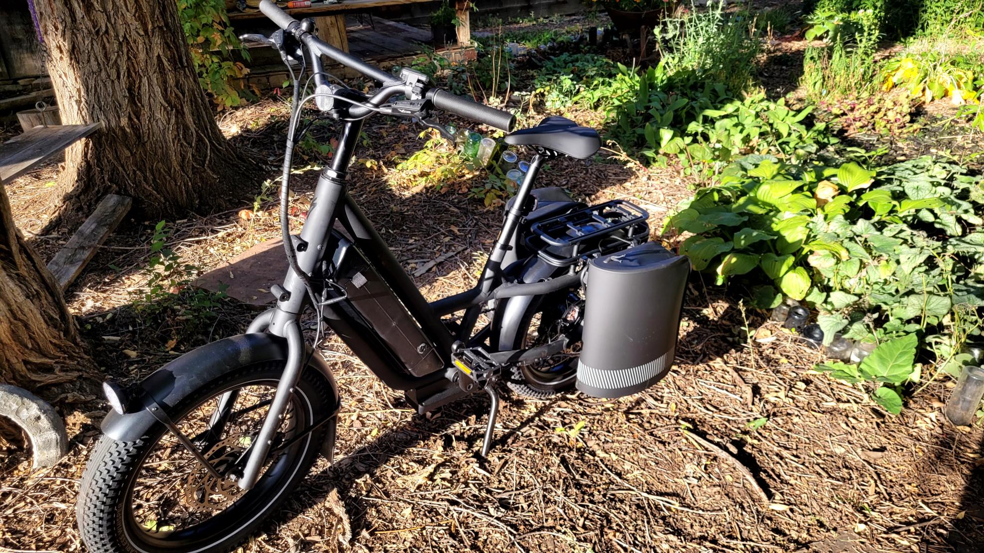 2024 Specialized Haul Short Tail Black