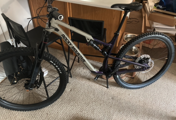 2020 Rocky Mountain Bicycles Instinnct Purple