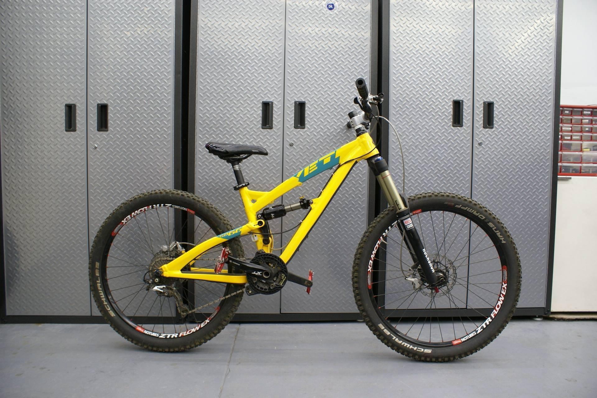 2014 Yeti SB66  Yellow or Gold