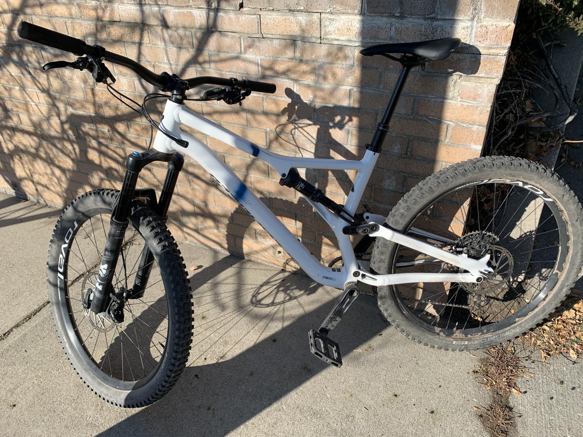2020 Specialized Stumpjumper White