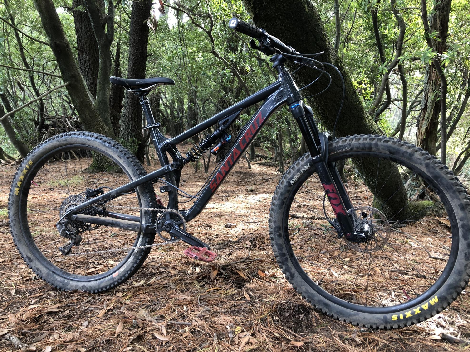 2018 Santa Cruz Bronson R Black