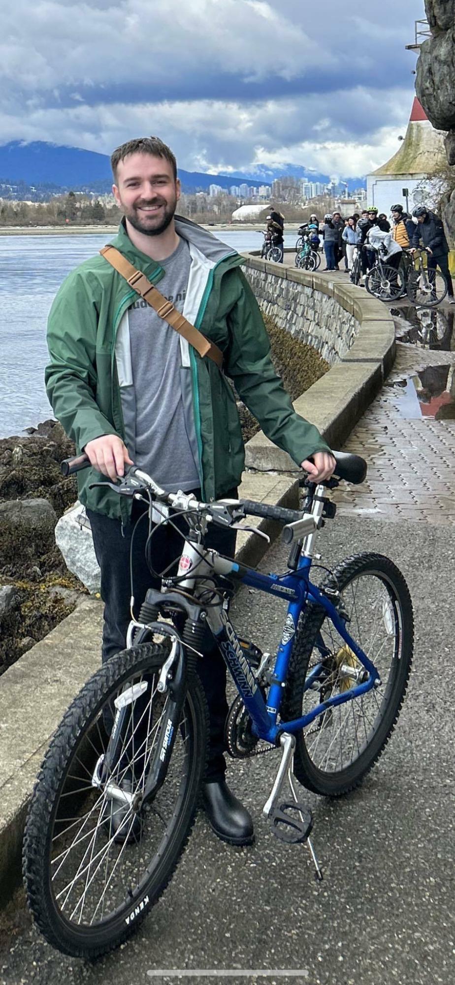 Schwinn SR Suntour Blue and Silver, gray or bare metal