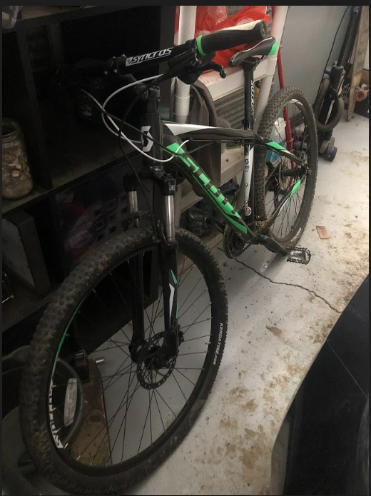 SCOTT Green, Black, and White