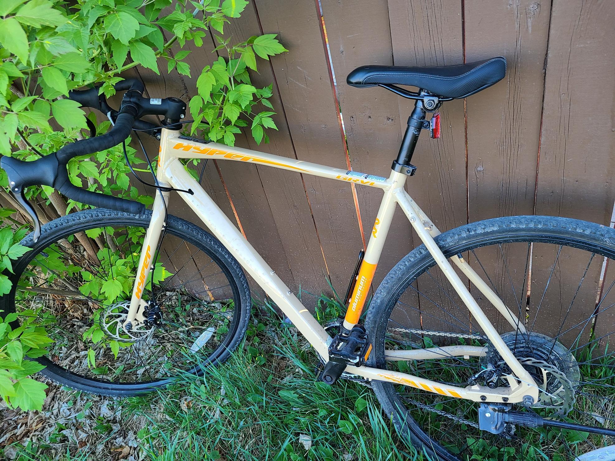 2021 Hyper 700C HYPER GRVL Yellow or Gold