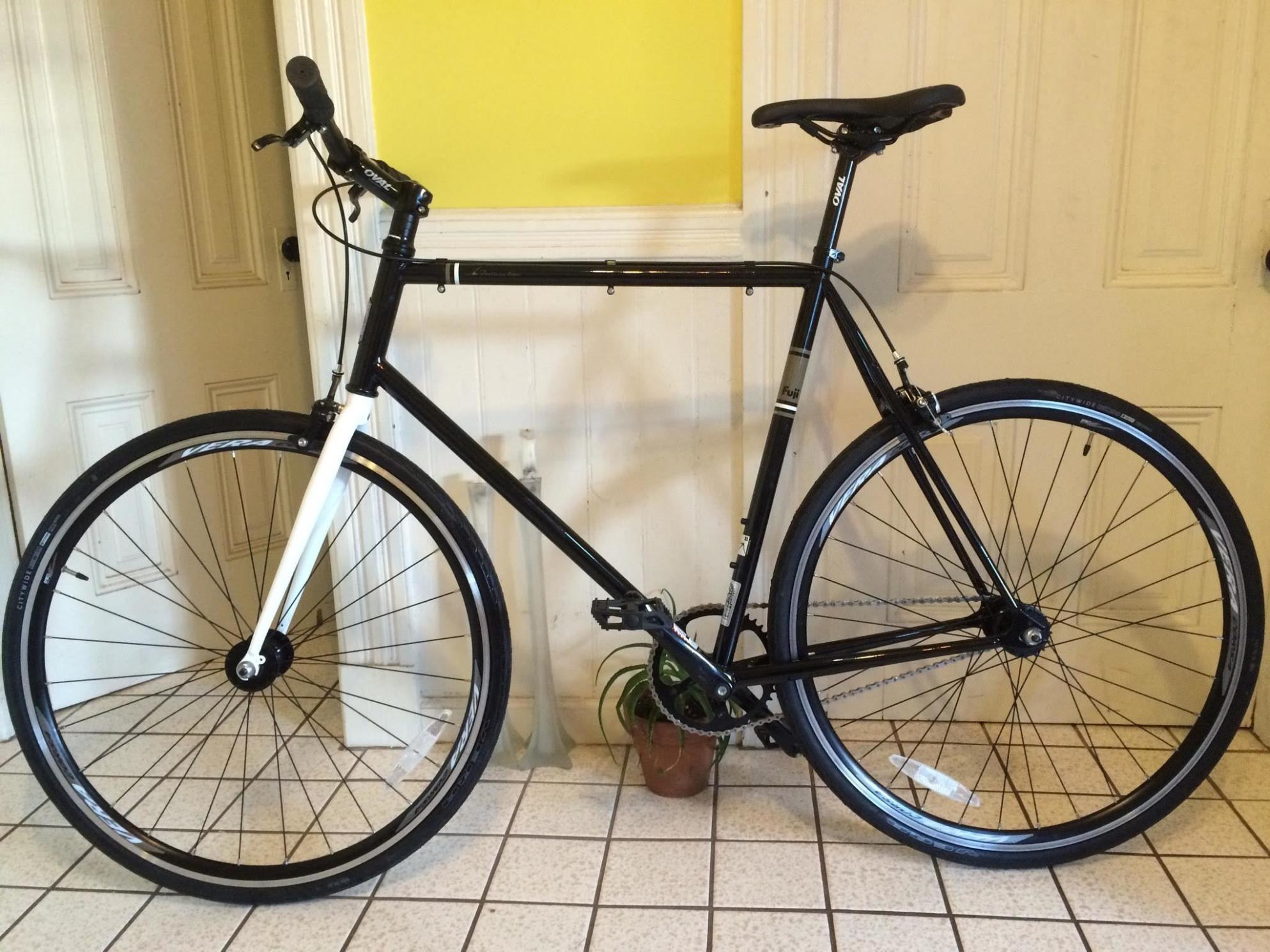 2015 Fuji FREEWHEEL Fuji Declaration 61cm frame Black