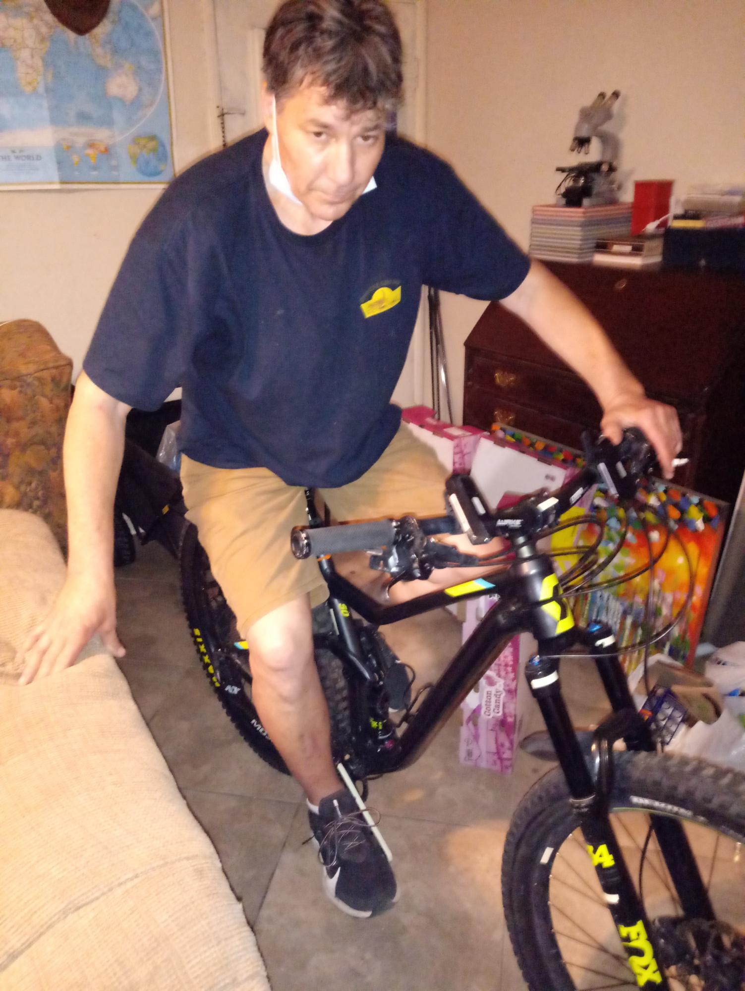 2017 SCOTT Genius 950 Black