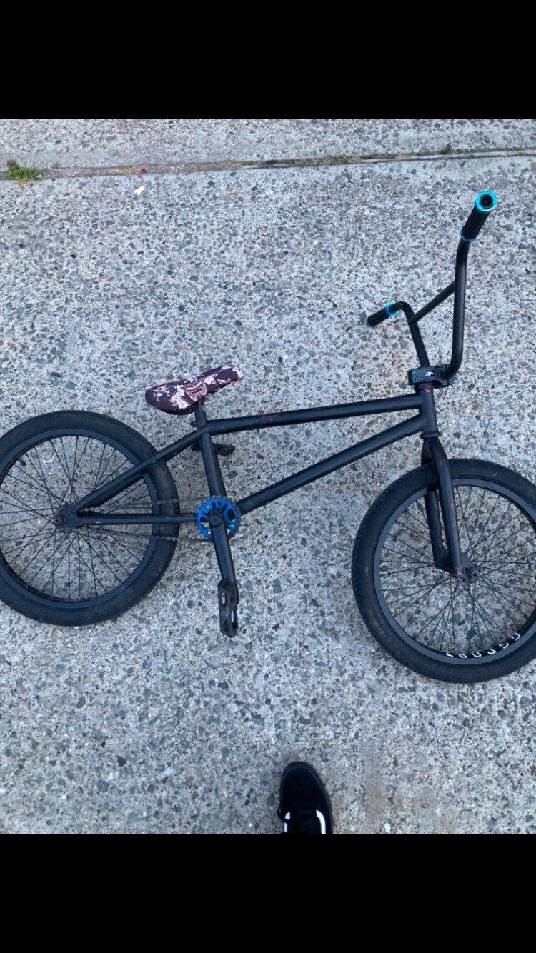 Custom Verde Black and Red