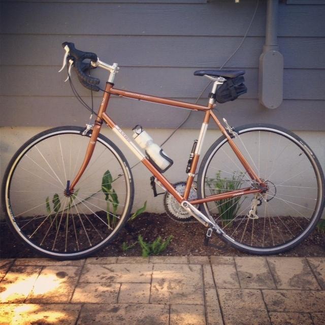 2013 Jamis Satellite Sport  Black