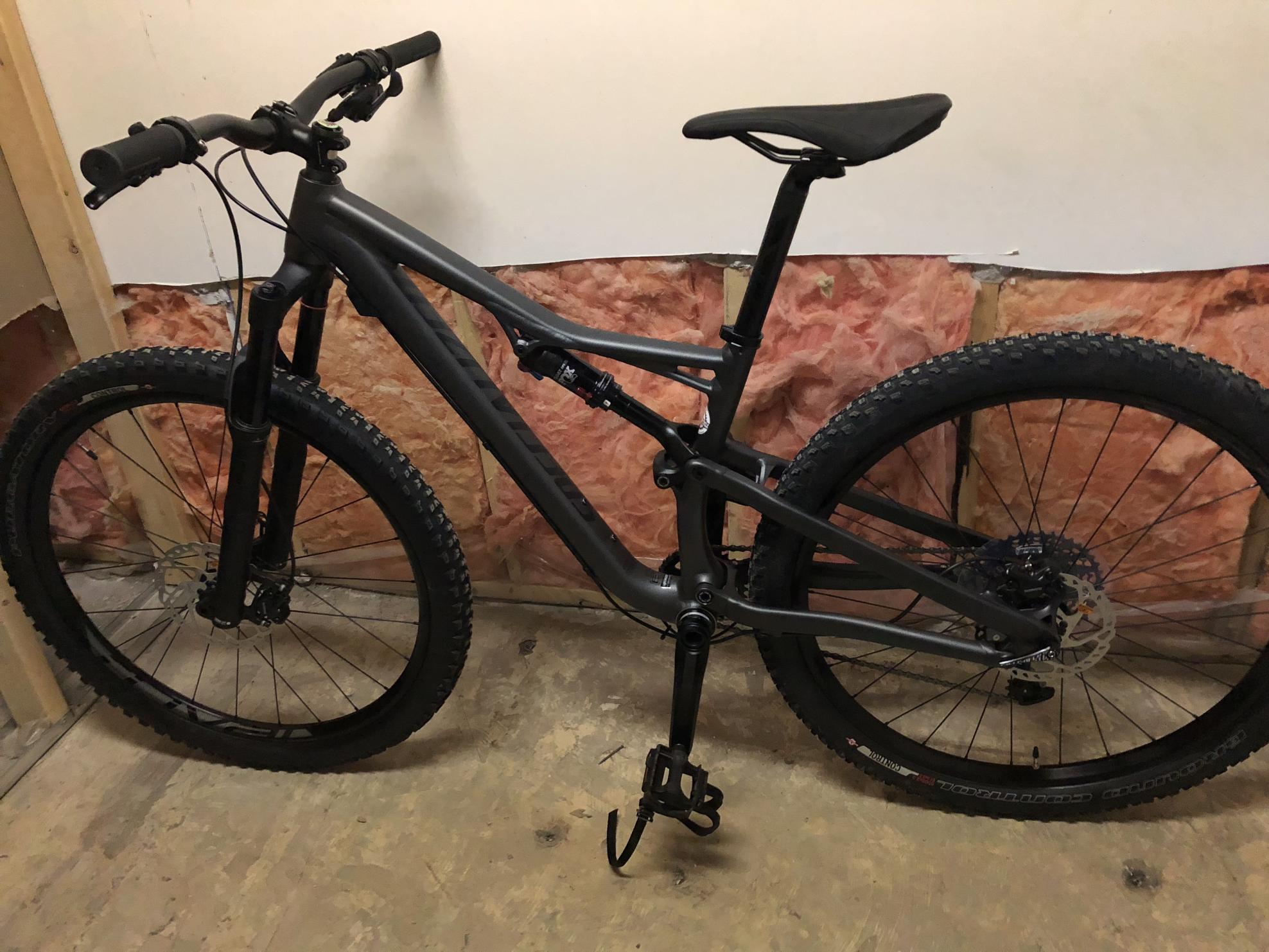 2016 Specialized Camber Black
