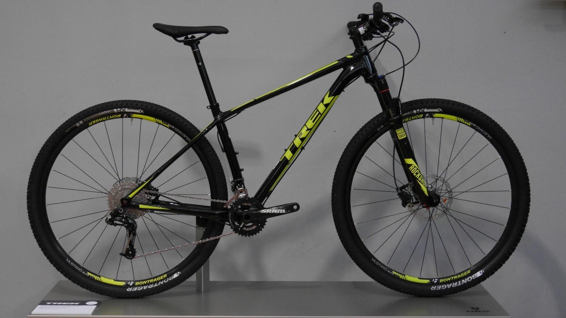 2016 Trek Superfly 6 Black and Green