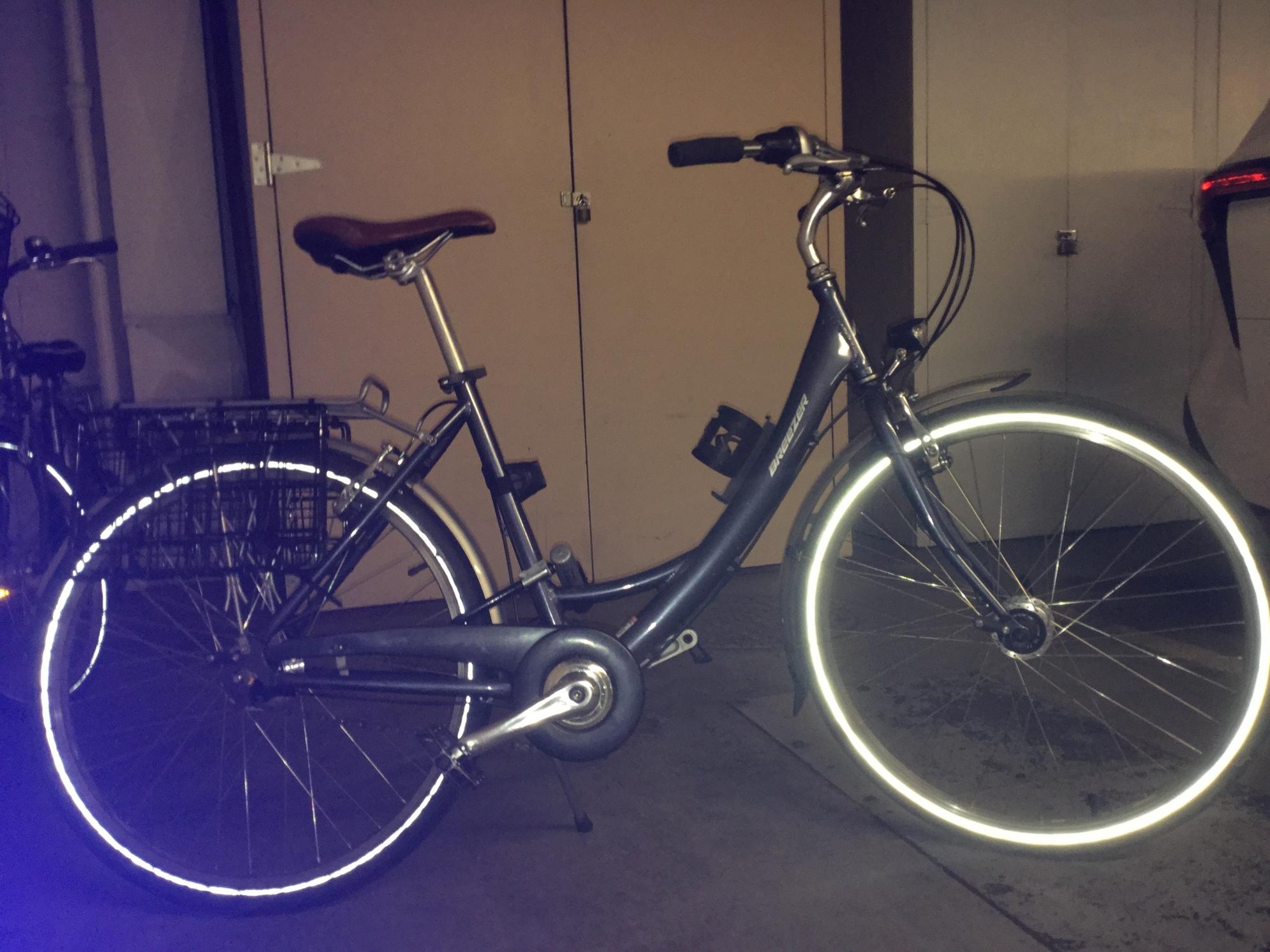 2015 Breezer Step through Silver, gray or bare metal
