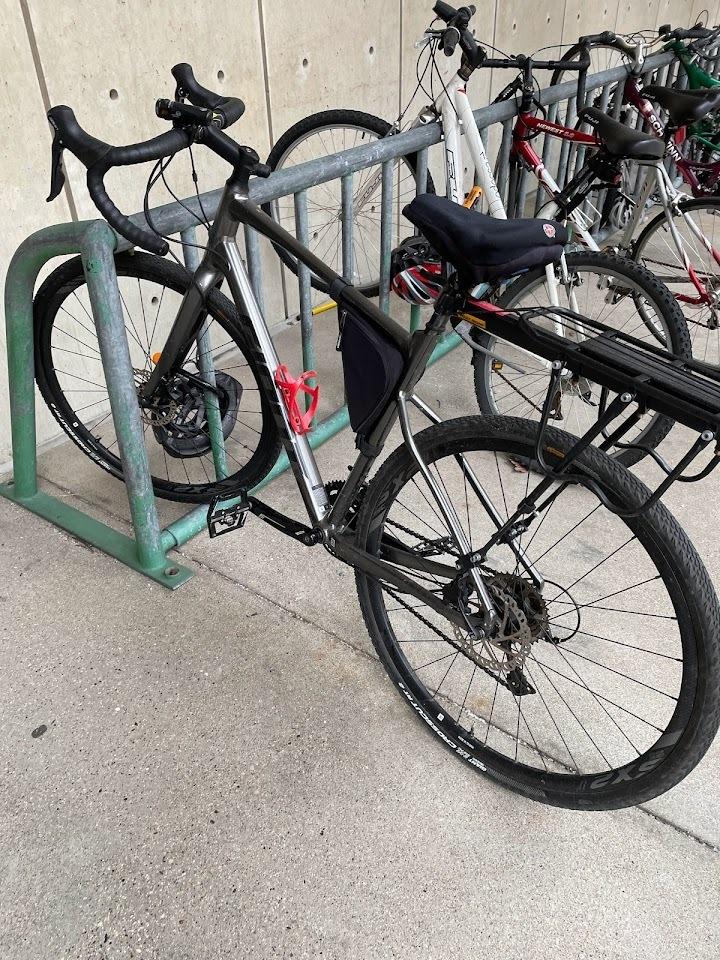 2020 Giant Revolt 2 Silver, gray or bare metal