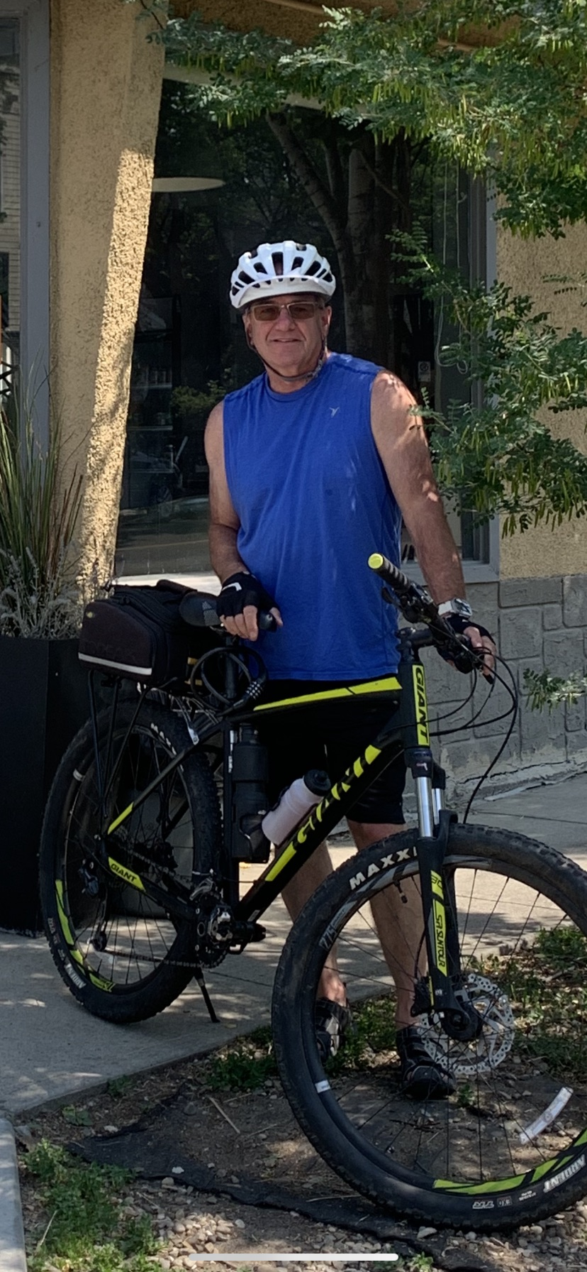 2018 Giant Talon Black and Green