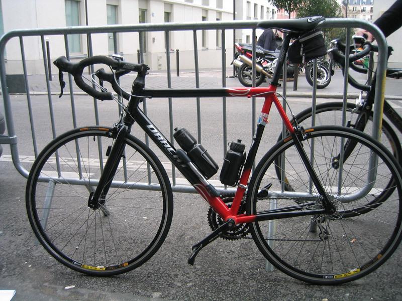 2004 Dracat Flyer  Red