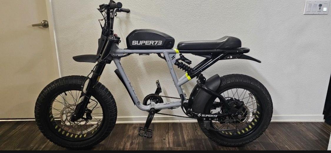 2021 Super73 RX Silver, gray or bare metal and Black