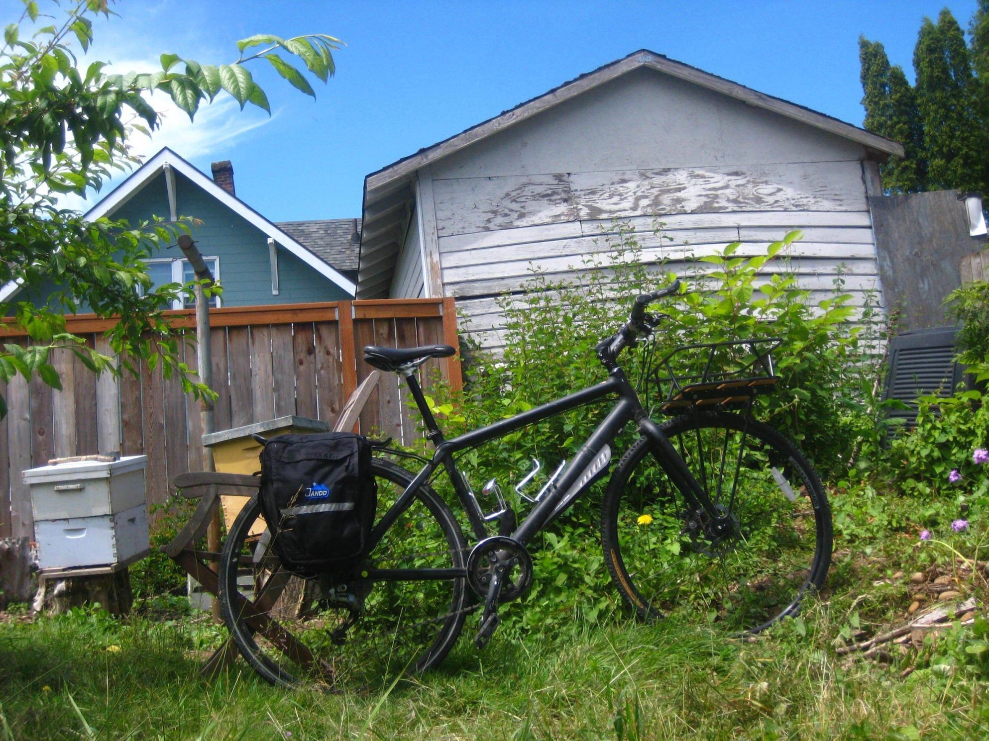 2008 Cannondale Badboy  Black
