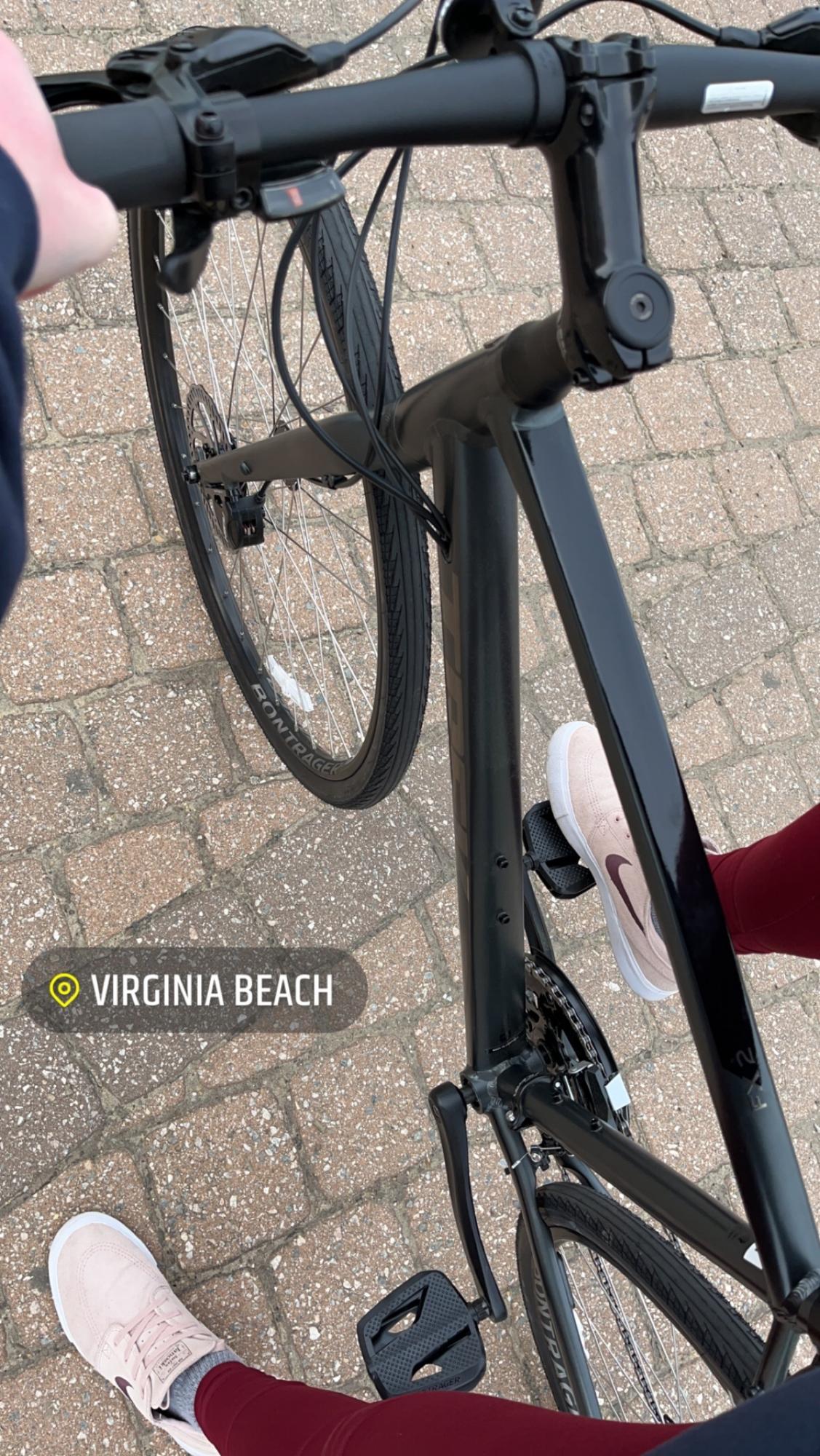 2023 Trek FX-2 disc Black