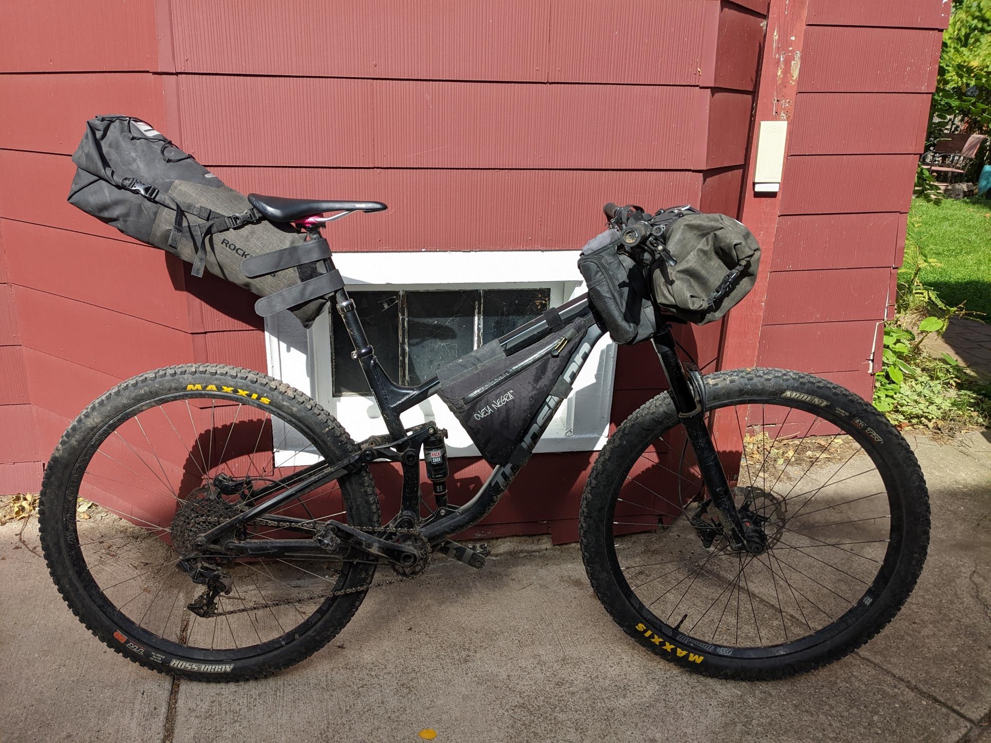 2018 Transition Bikes Smuggler Black