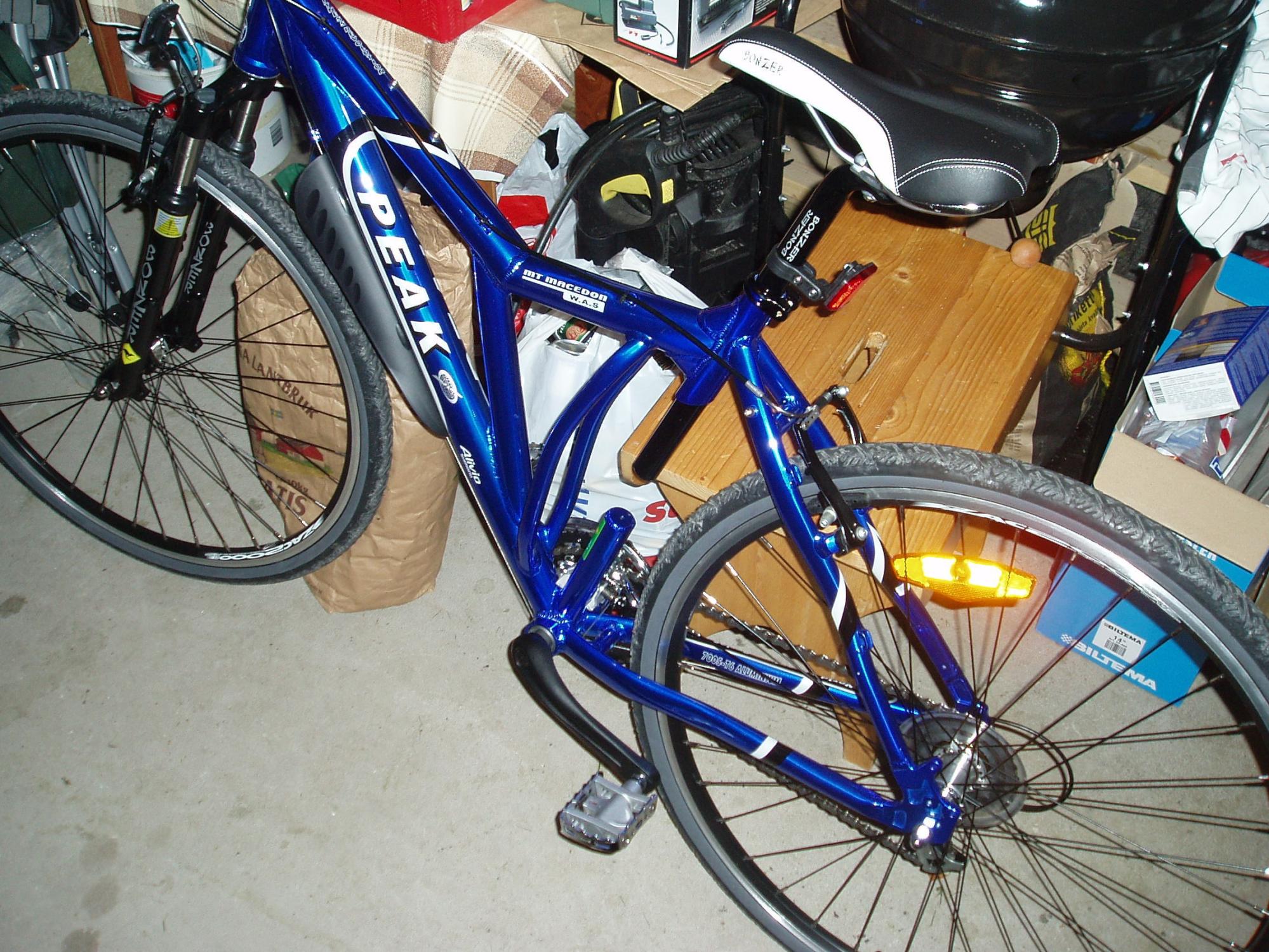 Peak bicycle Blue