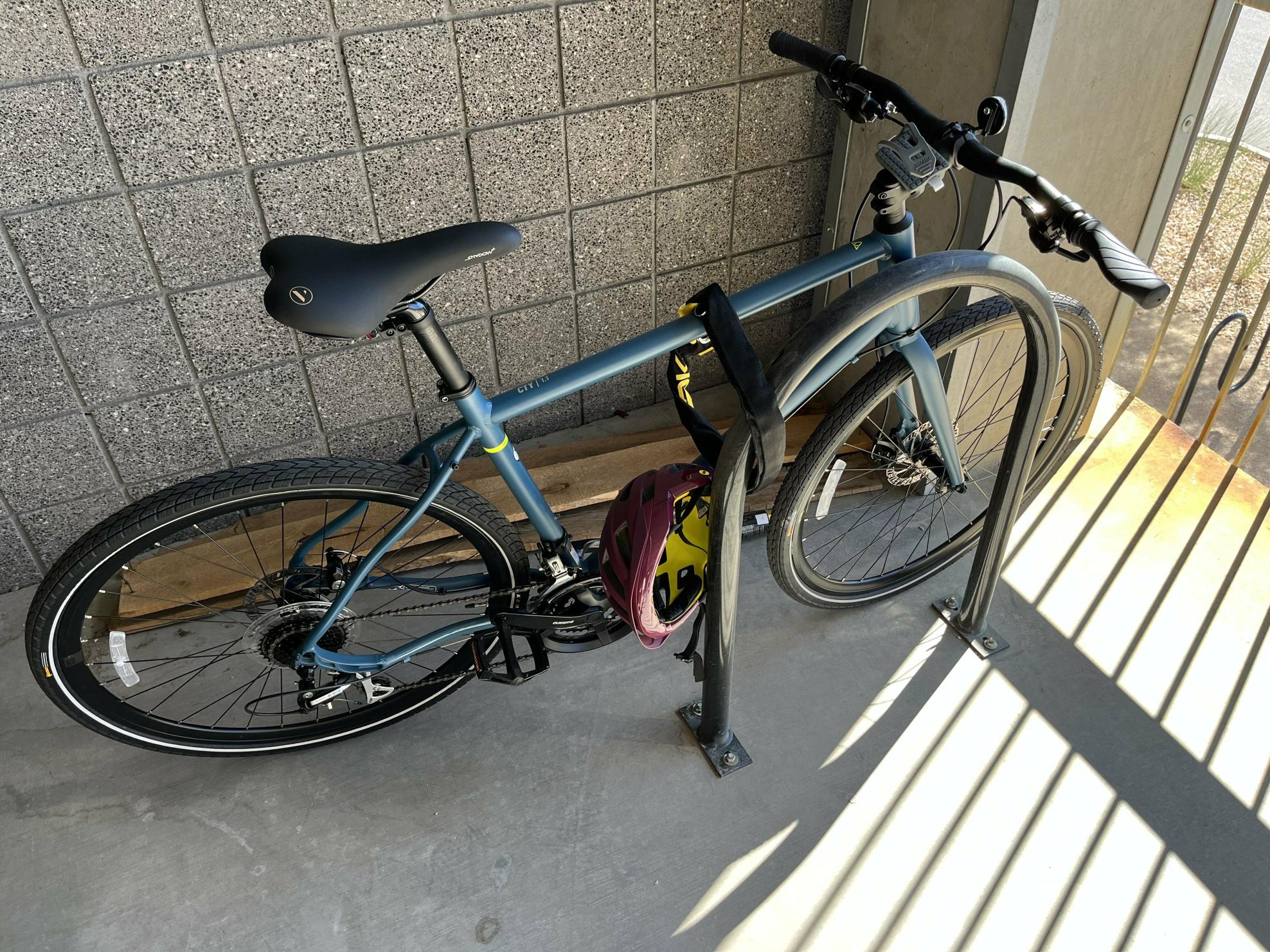 2022 REI Co-op XL Blue