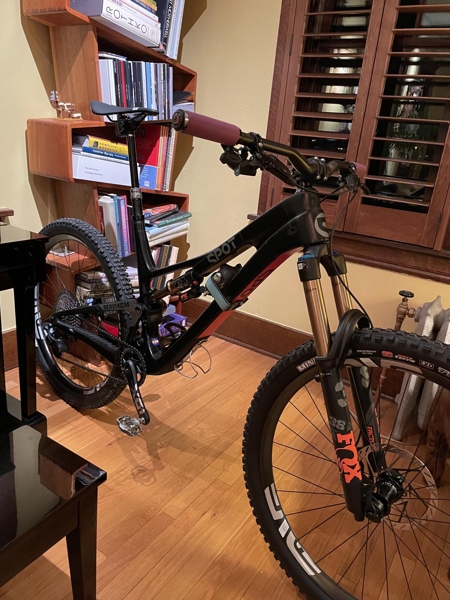 2022 Spot Mayhem Black