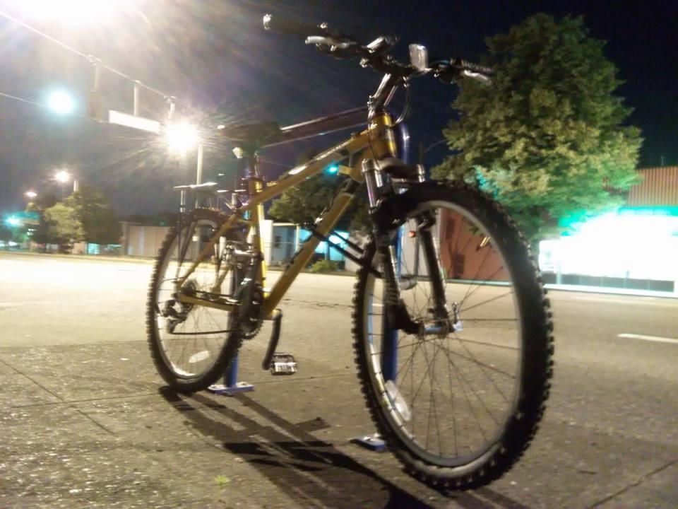 Kona CINDER CONE Orange