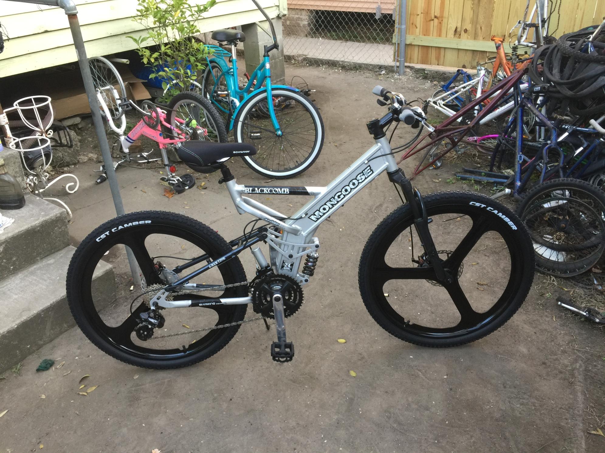 2007 Mongoose Blackcomb Silver or Gray