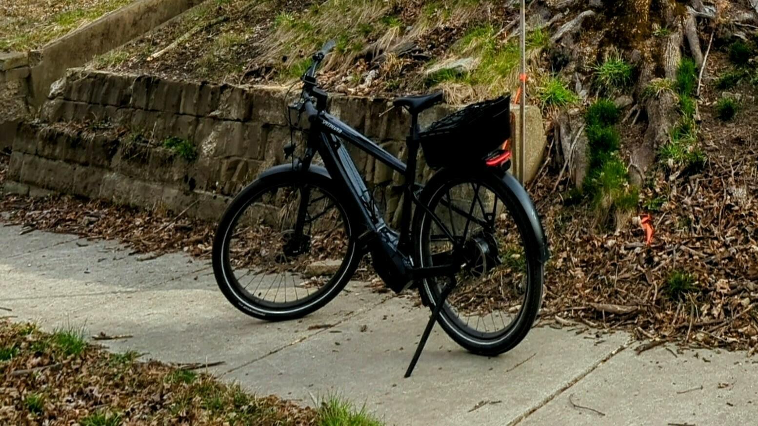 2022 Specialized VADO 5.0 IGH Black