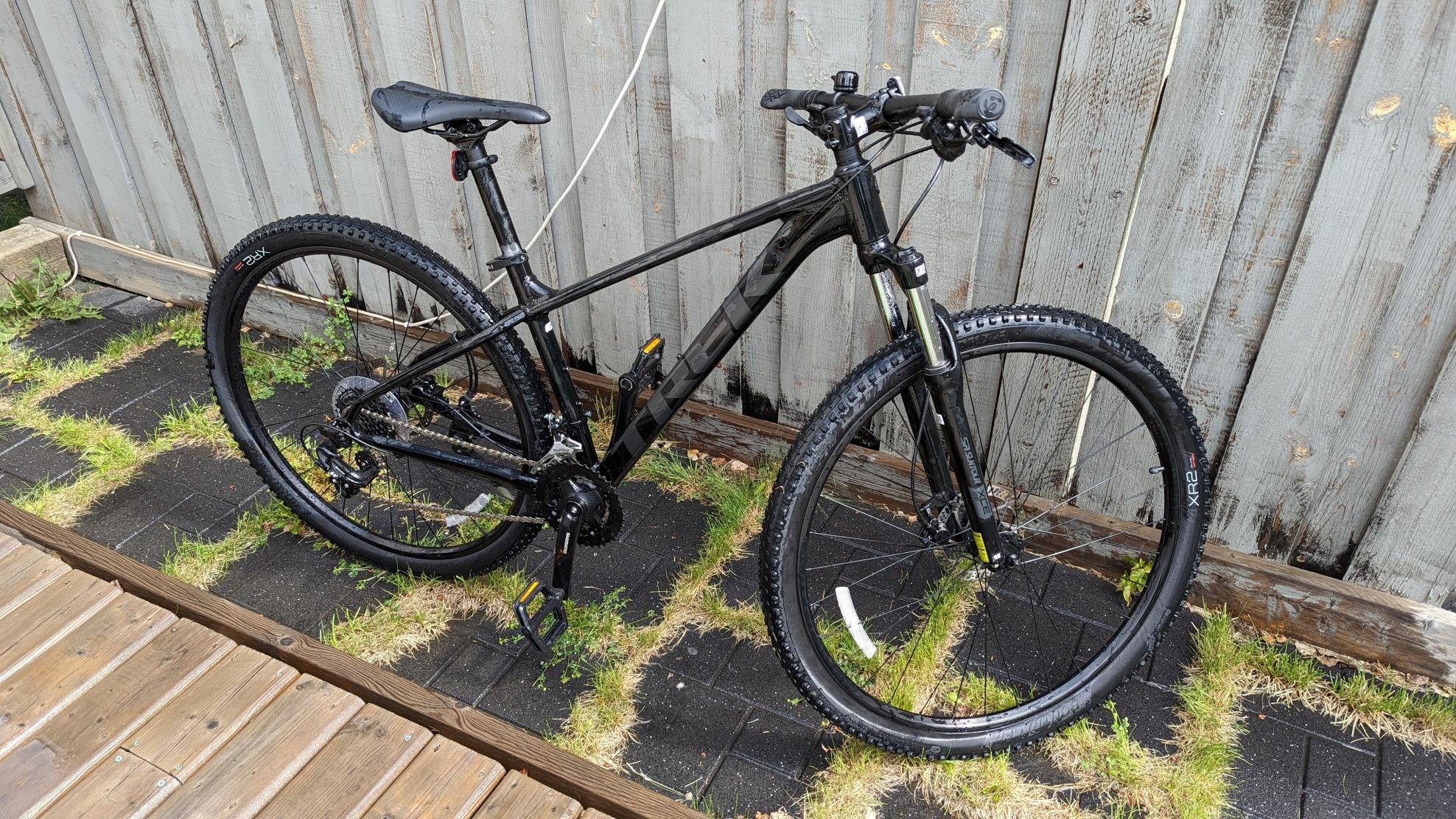 2021 Trek Marlin 5 Black