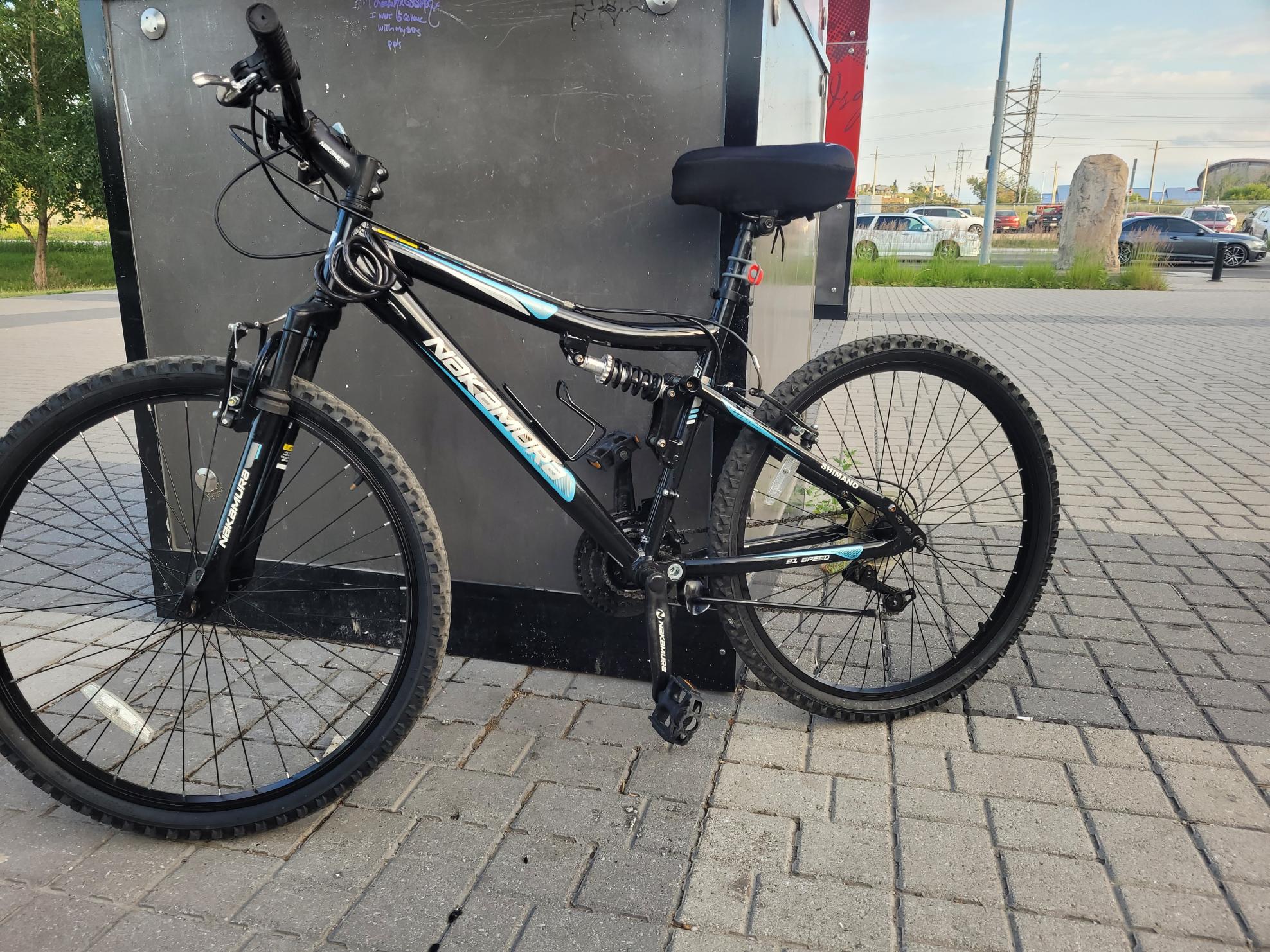 Nakamura Solano6.5 Black, Blue, and White