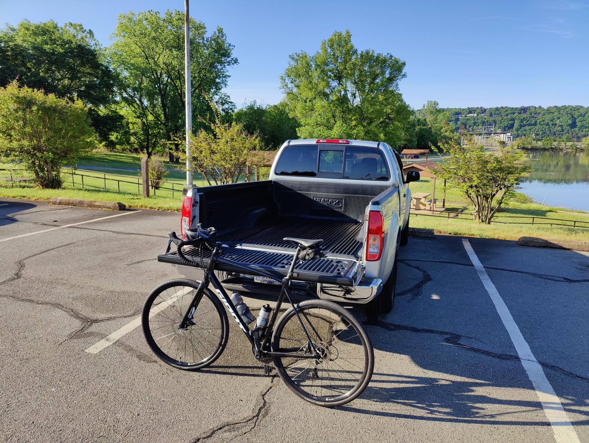 2021 Giant Contend AR 3 Black