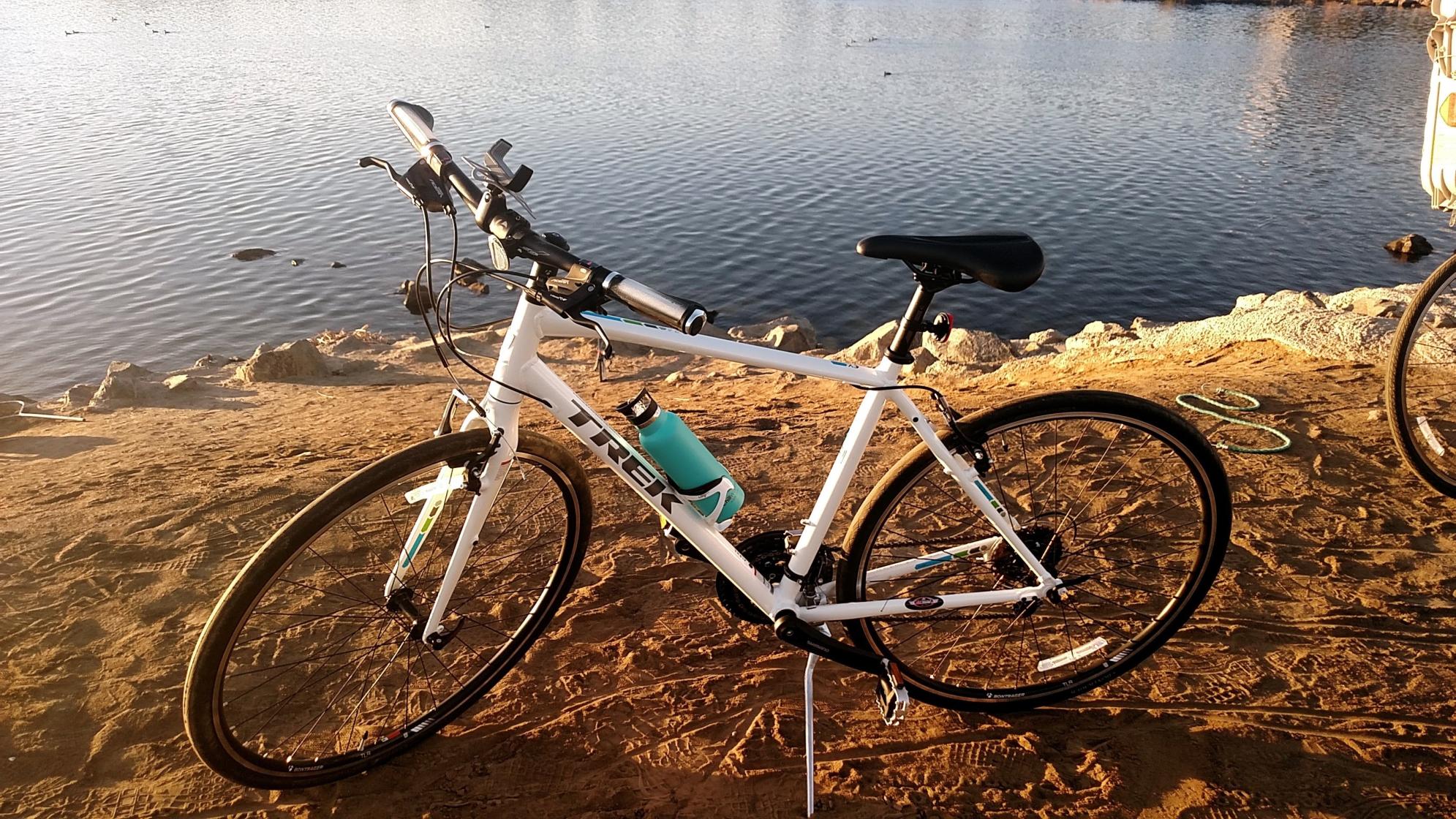 2015 Trek FX 7.4 White