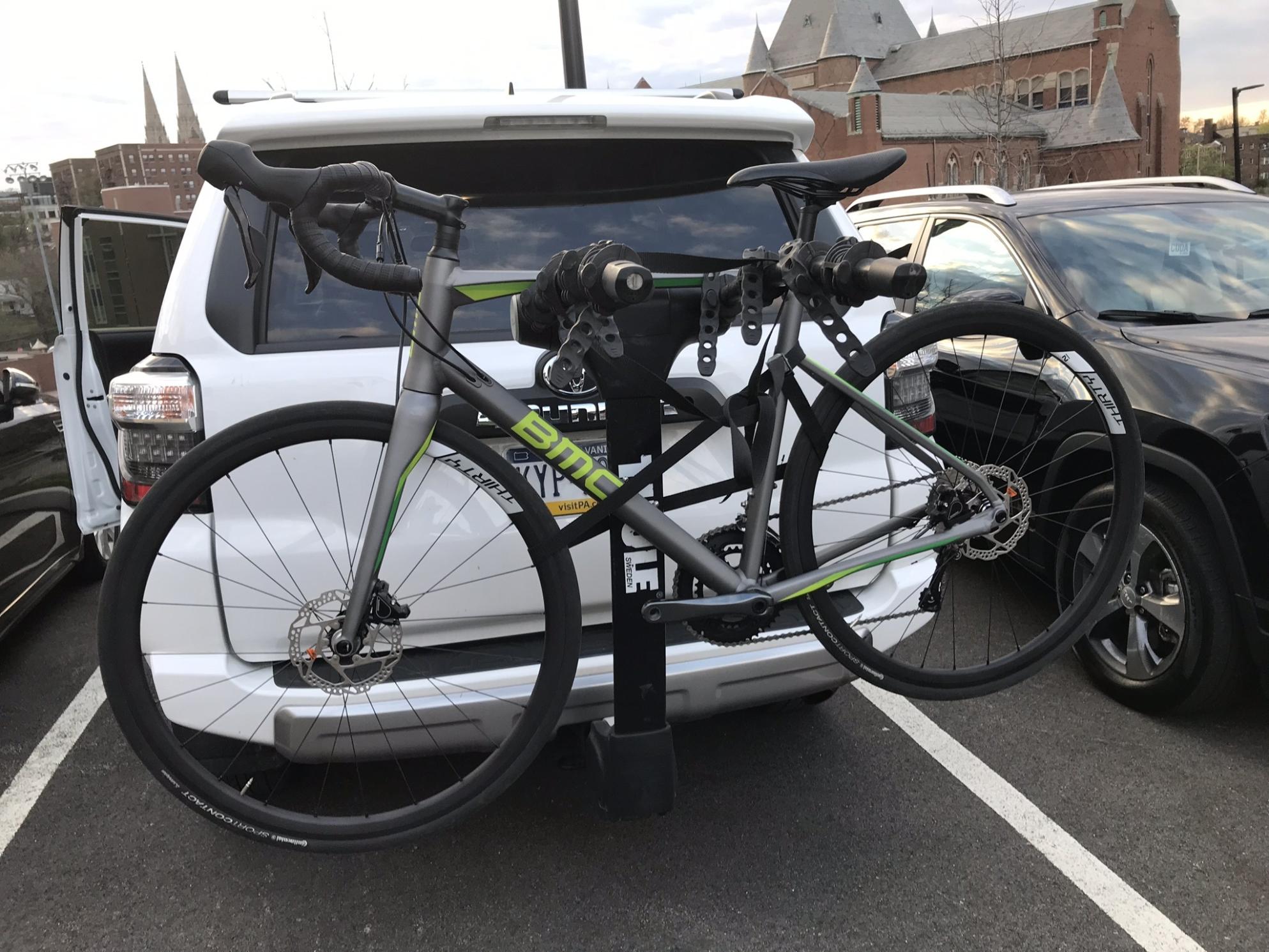 2017 BMC Roadmachine RM03 Silver, gray or bare metal and Green