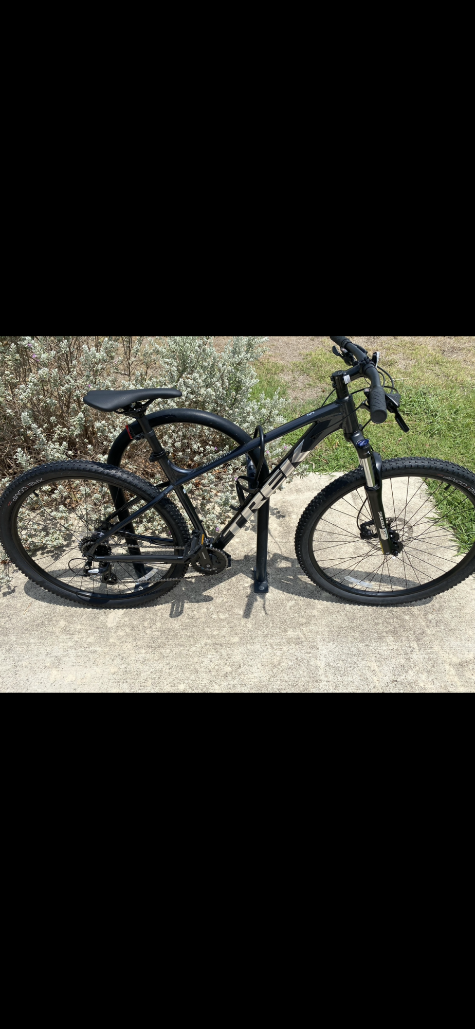 2022 Trek Marlin 5 Black