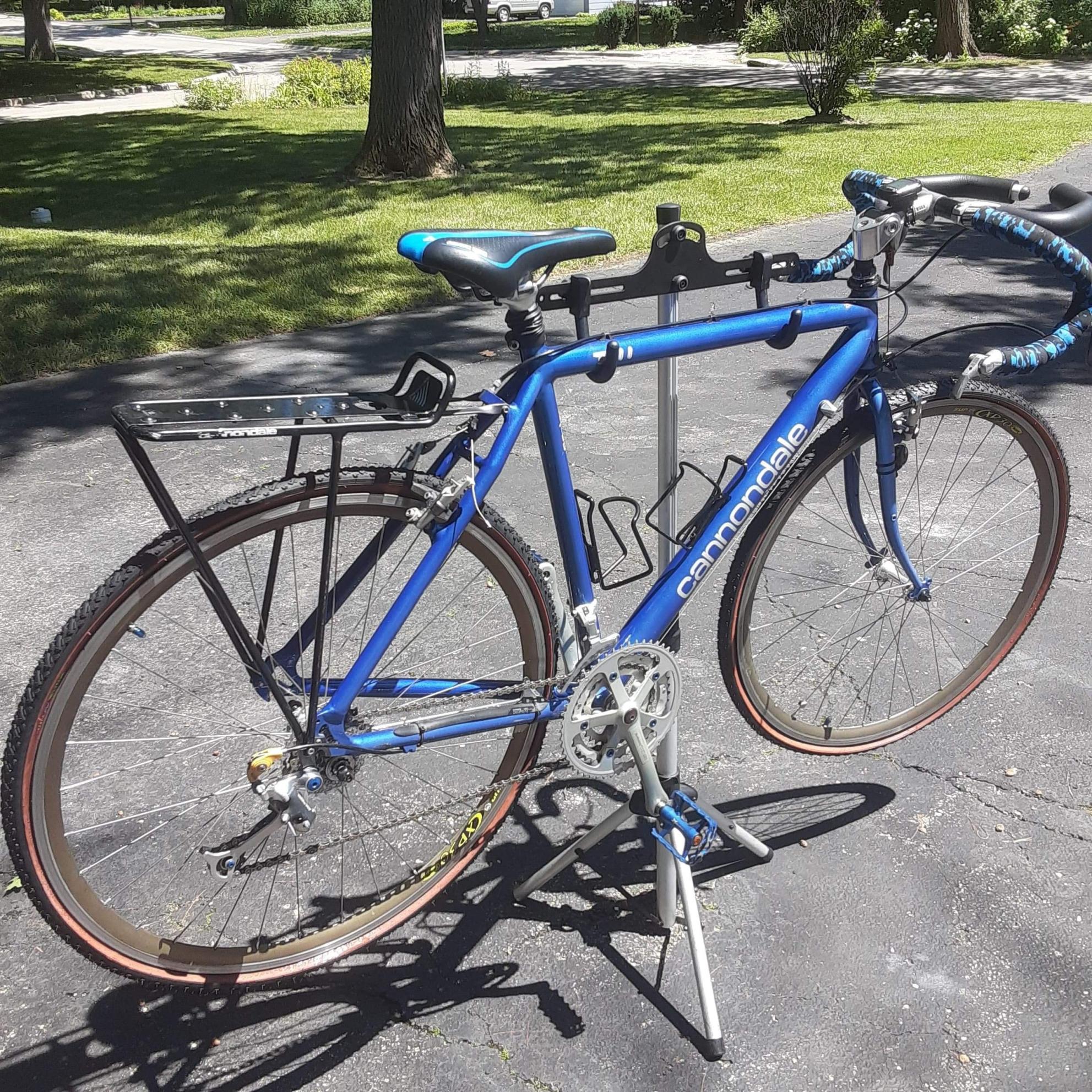 Cannondale T700 Blue