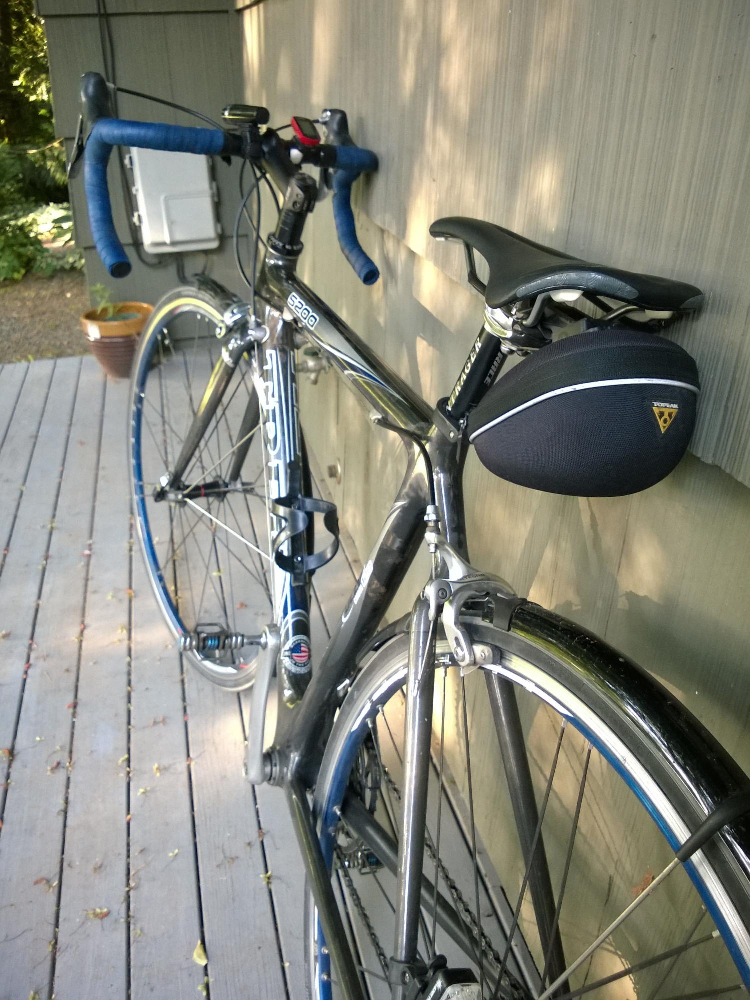 2003 Trek 5200  Silver or Gray