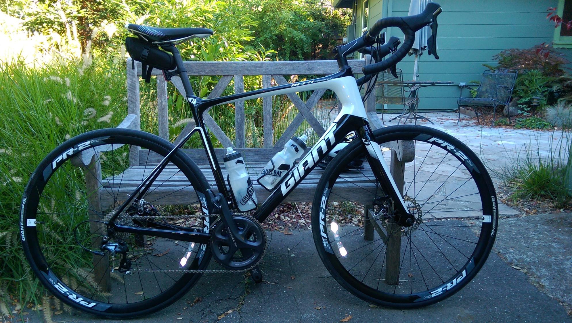 2015 Giant 2015 White